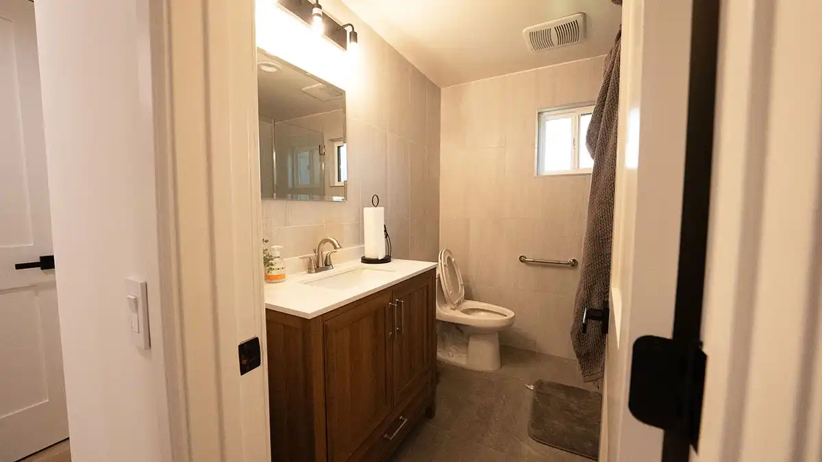 10 Acre Ranch BLU Private Cottages Facility Exterior view with volleyball net in the garden