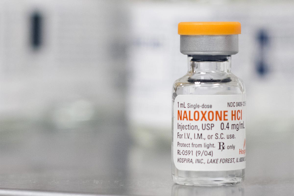 photo of a bottle of naloxone