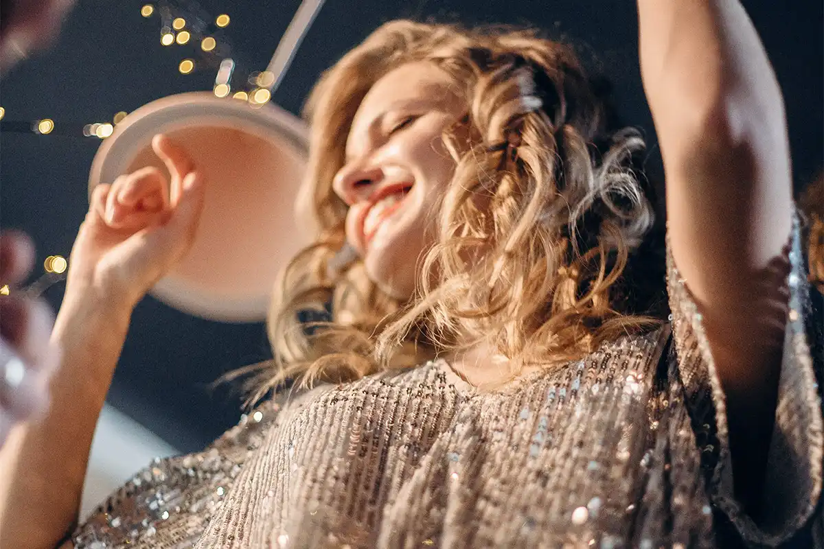 How Can I Handle College Parties and Stay Sober?