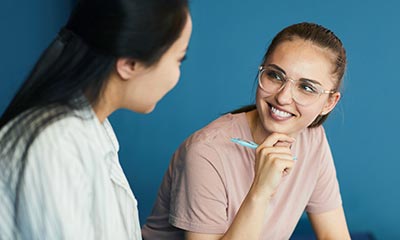 a female staff and female client during life counseling