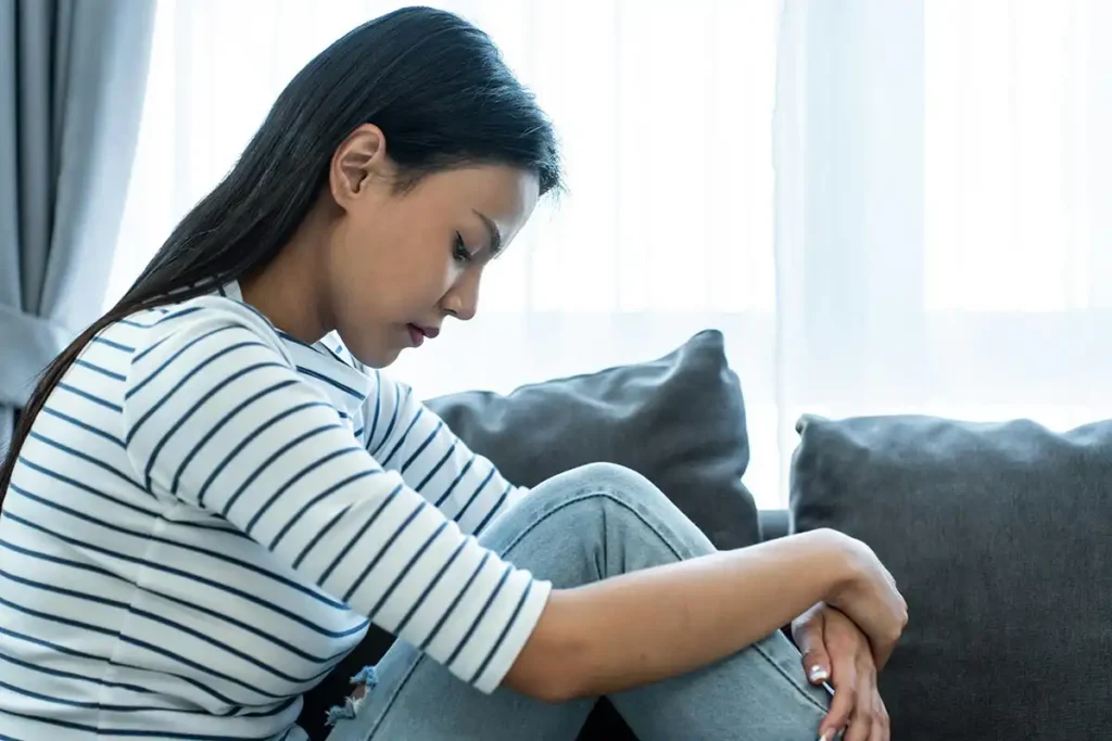 a young woman trying to do the Steps to Managing Resentments During Drug Rehab