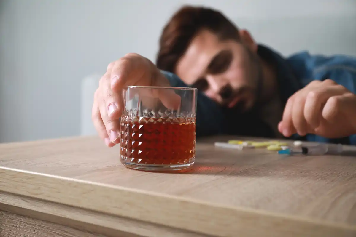 The Dangers of Mixing Benzos and Alcohol