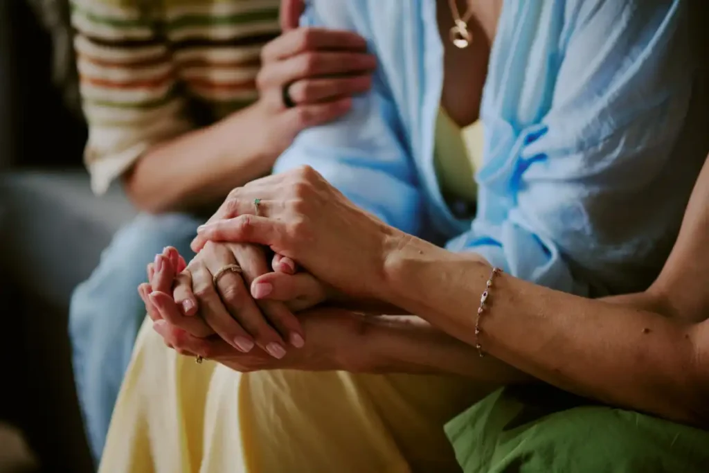 female peer support